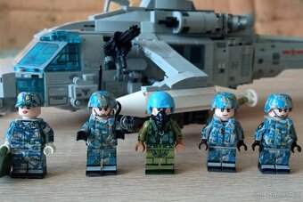 Z-20 Attack Helicopter building blocks - 3