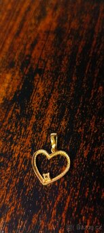 Zlatý přívěsek srdce - 3