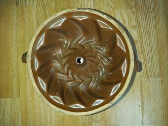 Střední formy na bábovku 3 kusy - 3