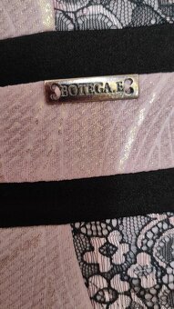 Pouzdrové šaty - 3