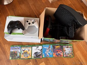 Xbox One S 1TB + herní volant + 2.ovladač + 6x hra - 3