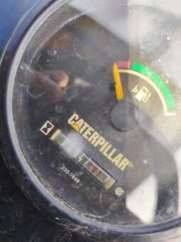 Vibrační válec cat - 3