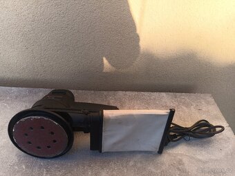 Excentrická bruska zn. BLACK DECKER. - 3