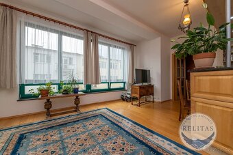 Prodej bytu 3+kk 98 m² s garáží - 3