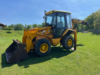 Kolový Bagr JCB 2CX - 3