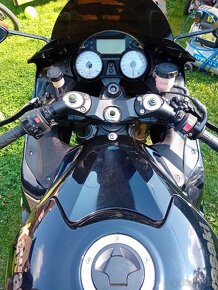 Kawasaki ZZR1400 - 3