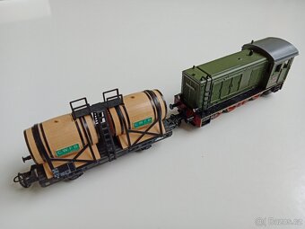 TT, motorová loko Y50 a vůz na přepravu vína, SNCF, BTTB - 3