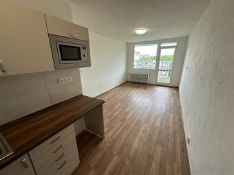 Prodej bytu 2+kk 45 m² v osobním vlastnictví - 3