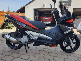 Aprilia SR max 125 2014 - 3
