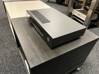 Zesilovač Arcam HDA SA10. - 3