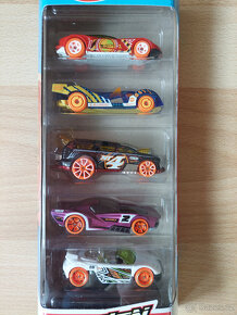 Autíčka Hot Wheels - nové - 3