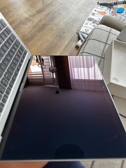 MacBook Air M1 8GB RAM 256SSD. - 3