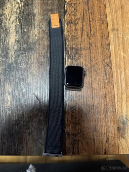 Prodám Apple Watch SE 40mm - 3
