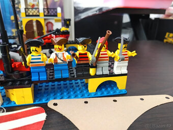 LEGO Pirates 6277 Imperial Trading Post +návod - 3