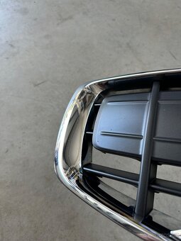 Volvo xc70 p3 maska/grill - 3