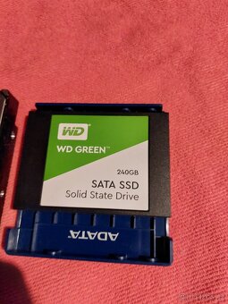 SEAGATE 2TB HDD 3 5"+ WD 240GB SSD 2,5" - 3