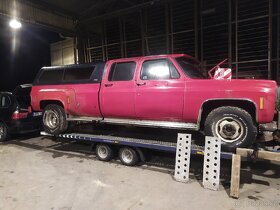 Prodám díly z Chevrolet c30 Dually crewcab - 3