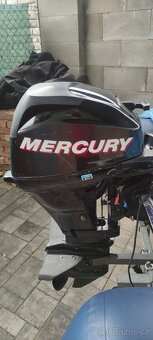 Prodam Lodní Motor Mercury 20 - 3