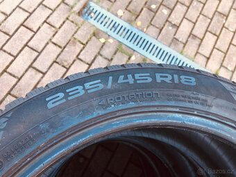 Zimní pneu 235/45R18 - 3