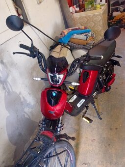 Nádherný skútr elektro skútr - 3