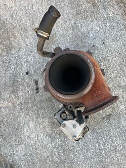 Bmw f10 / f11 530d 180kw turbo. - 3