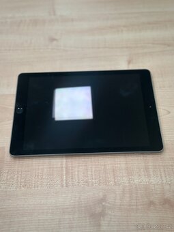 IPad 6.generace - 3