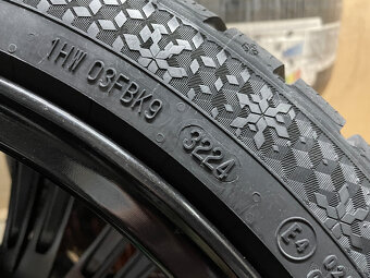 ŠKODA SUPERB III, IV ZIMNÍ NOVÁ CANOPUS 235/40/19 R.V 2024 - 3
