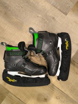 Gólmanské brusle Bauer Konekt (přeskáče) vel.7 - 3