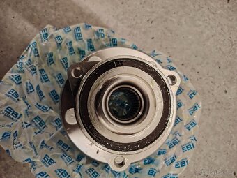 Ložisko Durango/Cherokee WK - 3