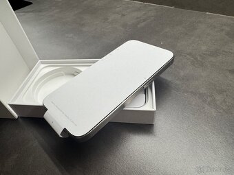 Apple iPhone 15 Pro 128GB, CZ, záruka - 3