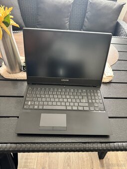 Herní notebook Lenovo Legion - 3