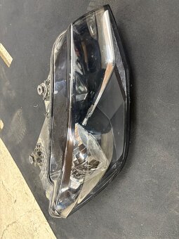 Světlo VW Caddy IV - 3