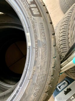 4 letní téměř nové pneu - Michelin Pilot Sport4 235/45 CR 18 - 3