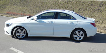 Mercedes-Benz CLA 250 4Matic 7G-DCT - 3