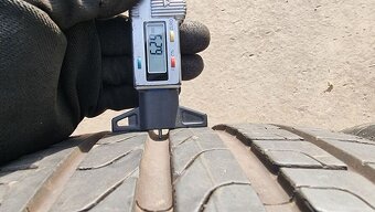 Letní pneu 235/40/19 Pirelli - 3