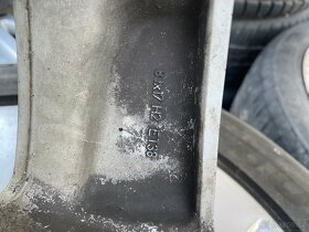 225/55 R17 - 3