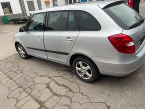 Škoda Fabia 2 facelift prodam náhradní dily - 3