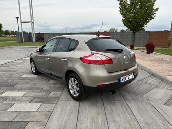 Renault Megane - 2011 - 1.4i 96kW benzin - pouze 91.054Km - 3