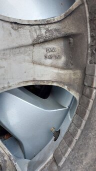 17" BMW SADA DISKŮ 8JX17 ET46 - 3