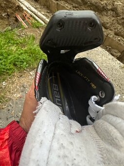 Bauer Supreme Mach - 3