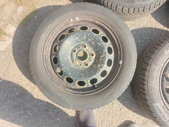 Zimní pneu 205/55/R16  + plechove ráfky - 3