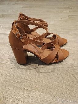 Dámské sandály - 3
