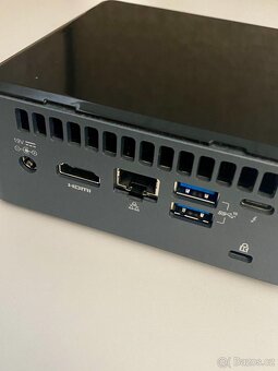 Mini počítač Intel NUC 10 Performan,plně osazený s VGA,Win10 - 3
