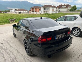 BMW 320d E90 – 2009 | FABRICKÝ M PAKET | Automat - 3