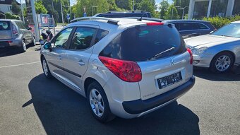 Peugeot 207 1,4i - 3