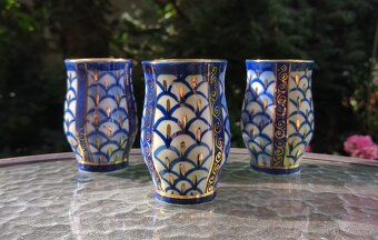 Zdobené porcelánové šálky - 4 ks - 3