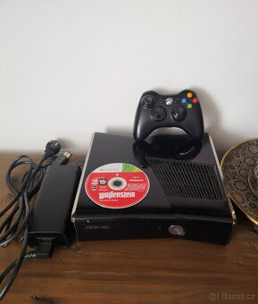 Xbox 360 250 gb + Wolfeinstein - 3
