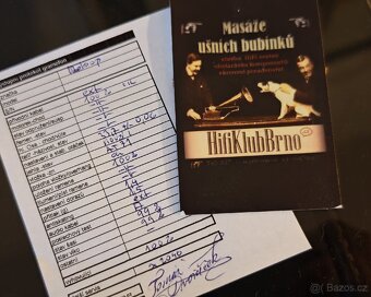 Gramofon Reloop v klavírním laku - 3