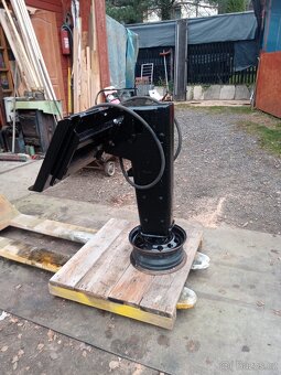 Kladivo na bobcat - 3