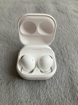 Prodám Samsung Galaxy Buds2 Pro bílé - 3